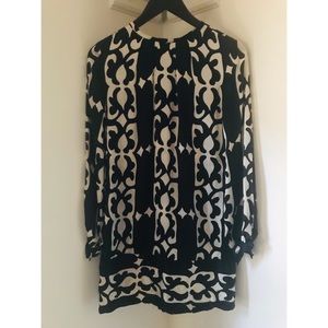 Silk Patterned Cache Dress Size 4